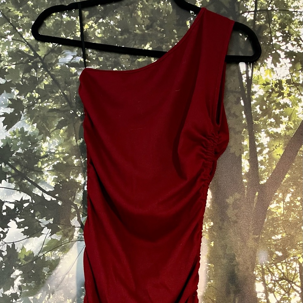SHEIN Red One Shoulder Scrunched Dress